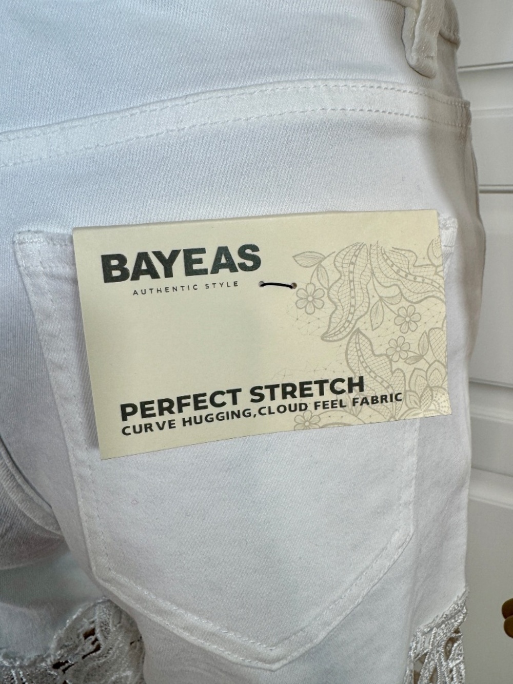 WHITE HIGH WAIST CRYSTAL EMBELLISHED CURVE HUGGING WIDE LEG LACE JEANS -NWT - Picture 10 of 17